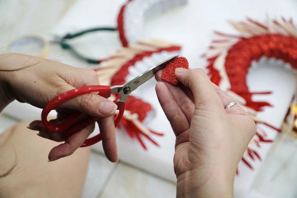 7 -thap-qua-hinh-rong.JPG