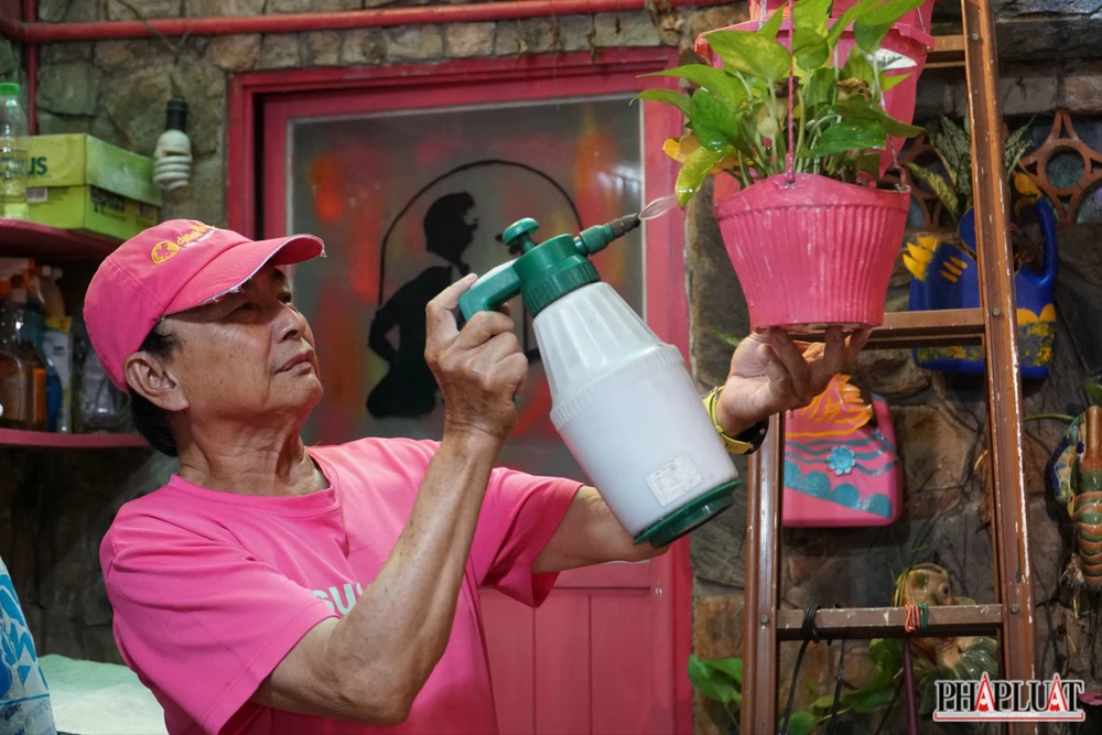  12 -can-nha-mau-hong.JPG