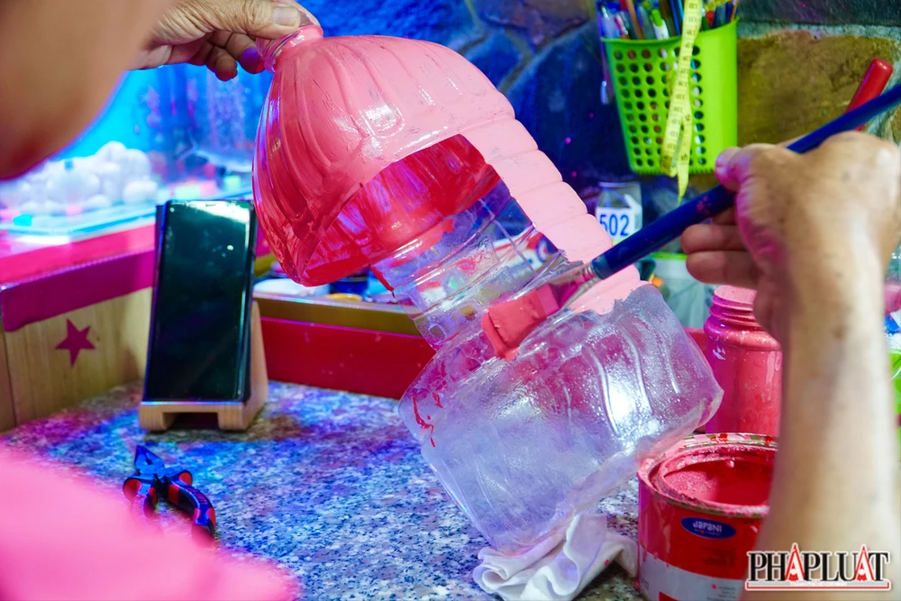  13 -can-nha-mau-hong.jpg