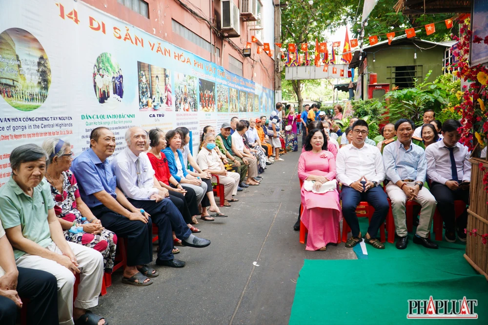  ẢNh thêm-Le-Gio-To-Hung-Vuong.jpg