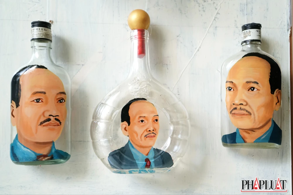 14 - chan-dung-trong-chai .jpg