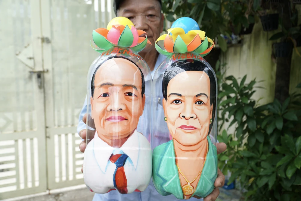 16 - chan-dung-trong-chai .jpg