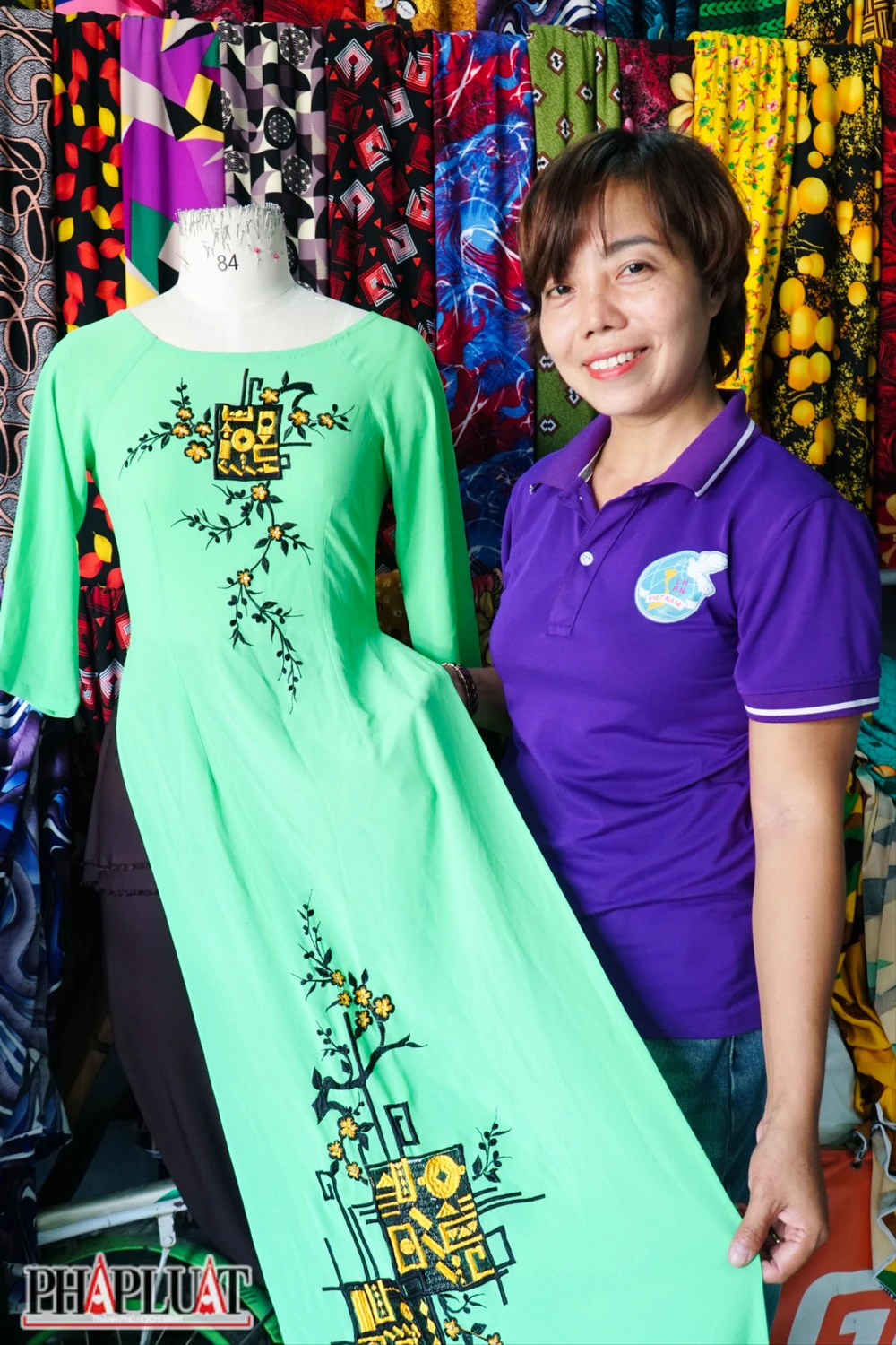 17 -tiem-may-nghia-tinh .jpg