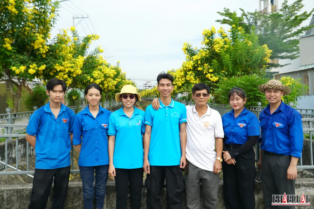 19 -hoa-huynh-lien .jpg