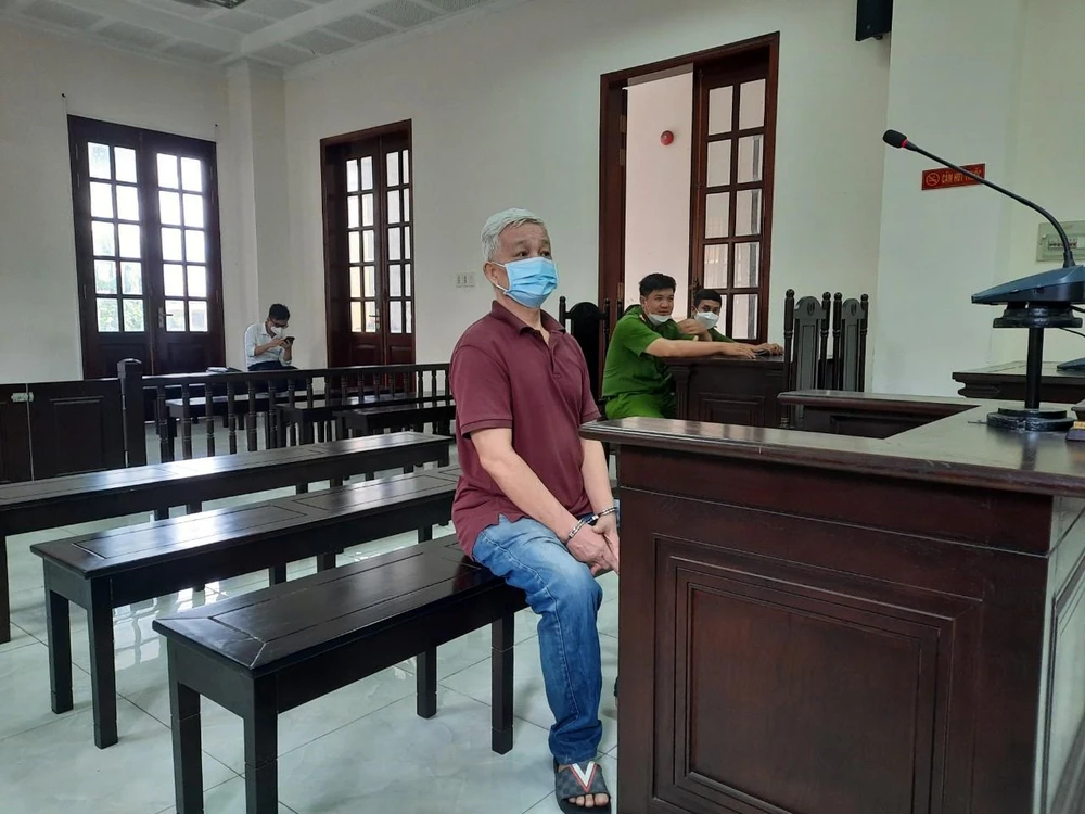 Bị cáo Phan Hữu Điệp Anh tại phiên tòa sáng nay. Ảnh: MINH CHUNG