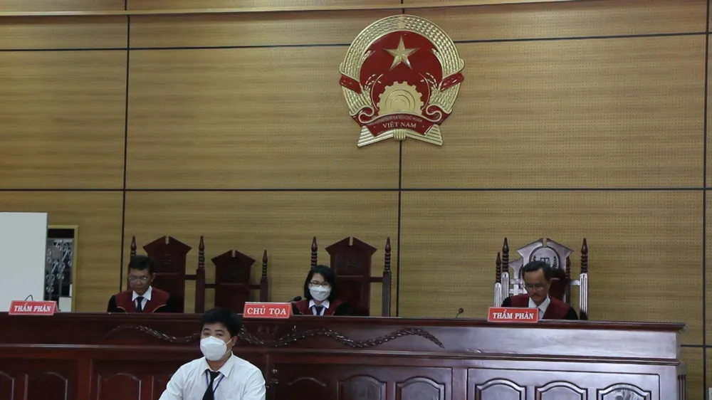 HĐXX tại phiên tòa chiều nay. Ảnh: DƯƠNG HOÀNG