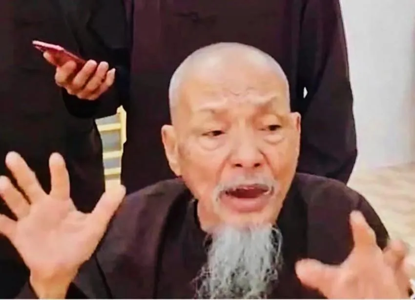 Bị cáo Lê Tùng Vân (90 tuổi) đã bị bắt giam