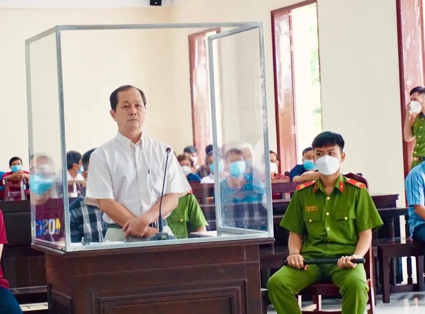 Bị cáo Phạm Phú Lộc tại phiên tòa sơ thẩm. Ảnh: HẢI DƯƠNG