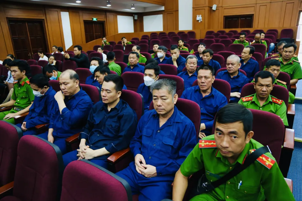 Các bị cáo khác tại phiên tòa phúc thẩm. Ảnh: TRƯỜNG GIANG Các bị cáo khác tại phiên tòa phúc thẩm. Ảnh: TRƯỜNG GIANG