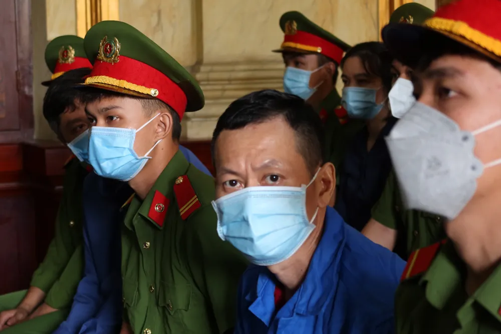 Bị cáo Lâm Thanh Phong (phó tổng giám đốc Công ty Gold Time) Bị cáo Lâm Thanh Phong (phó tổng giám đốc Công ty Gold Time)