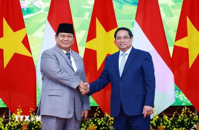 Thủ tướng Phạm Minh Chính hội kiến Tổng thống đắc cử Cộng hòa Indonesia Prabowo Subianto. Ảnh: Dương Giang /TTXVN Thủ tướng Phạm Minh Chính