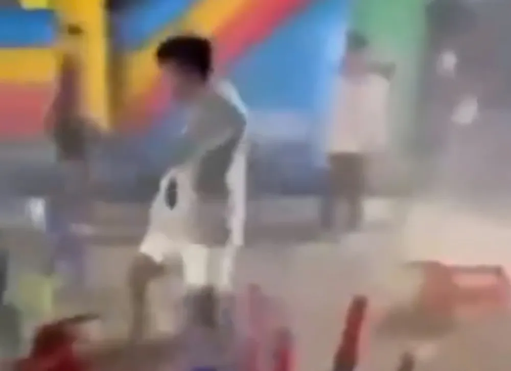 án mạng tại hội chợ