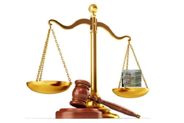 Cựu phó chánh án TAND Cấp cao tại Đà Nẵng Phạm Tấn Hoàng là bị can thứ 27 trong vụ án...