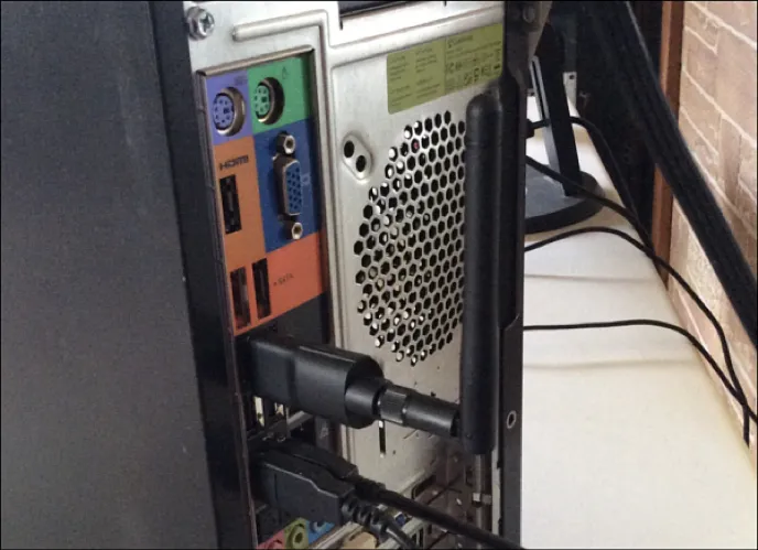 Để máy tính bàn có thể kết nối Wi-Fi ảnh 2