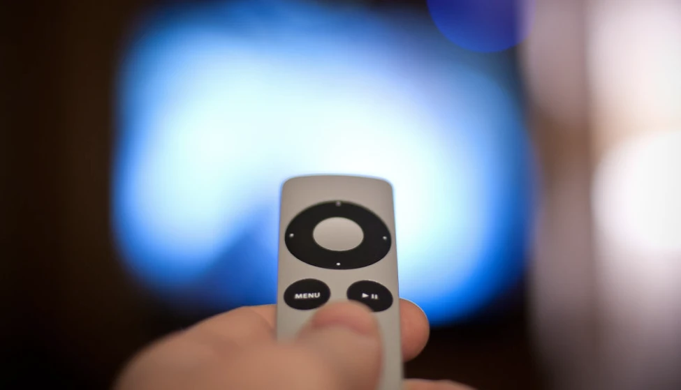 Apple muốn đưa cảm biến vân tay lên remote TV ảnh 1