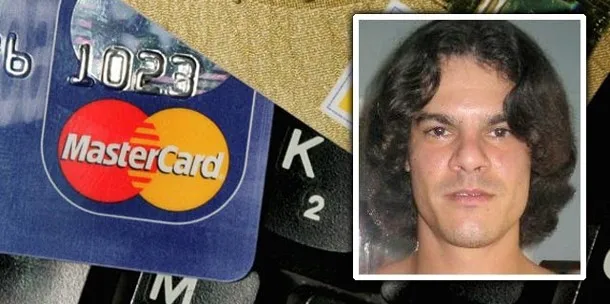 Điểm mặt 10 tin tặc “khét tiếng” nhất mọi thời đại ảnh 3