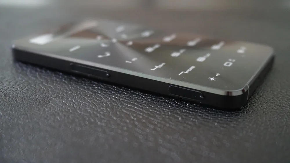 Điện thoại hoạt động 90 ngày chỉ với 1 lần sạc ảnh 3