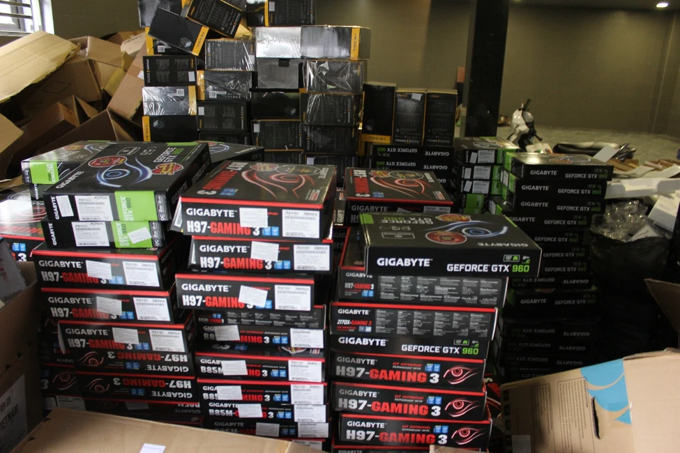 Lộ diện phòng máy 'khủng' nhất miền Bắc ảnh 3