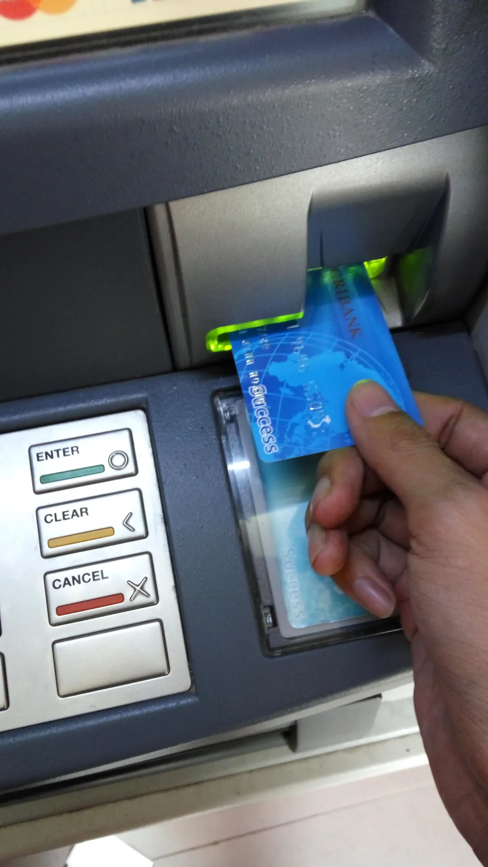 5 bước để tránh bị mất tiền khi sử dụng ATM ảnh 2