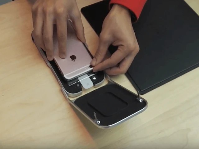 Dẹp bỏ nỗi lo trầy xước khi sử dụng iPhone ảnh 1