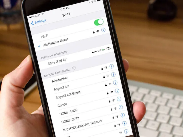 Xem lại mật khẩu Wi-Fi đã lưu trên iPhone ảnh 1