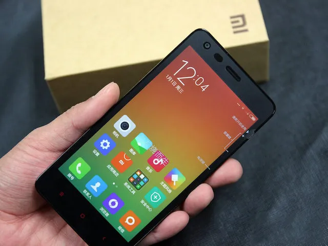 Ba smartphone siêu mạnh giá dưới 2 triệu đồng ảnh 1