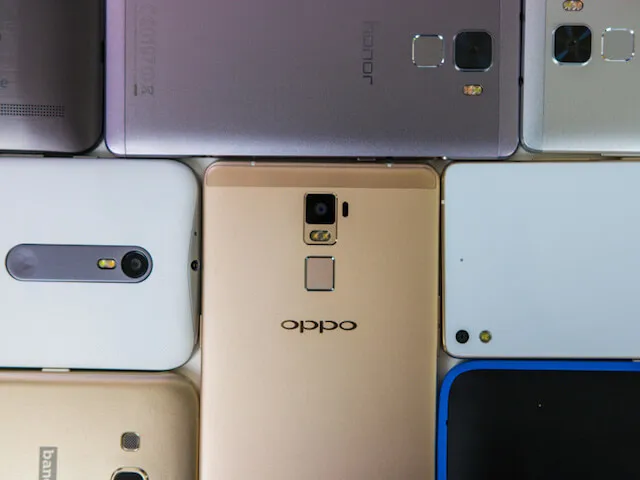 9 lý do khiến Android “ăn đứt” iOS ảnh 2 Android-co-rat-nhieu-mau-ma-khac-nhau