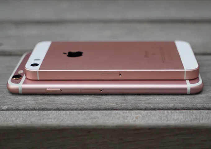 Đập hộp và trên tay nhanh iPhone SE ảnh 5