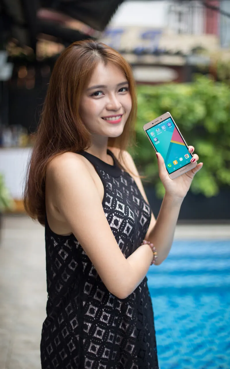 Tự sướng đã hơn với Coolpad Sky 3