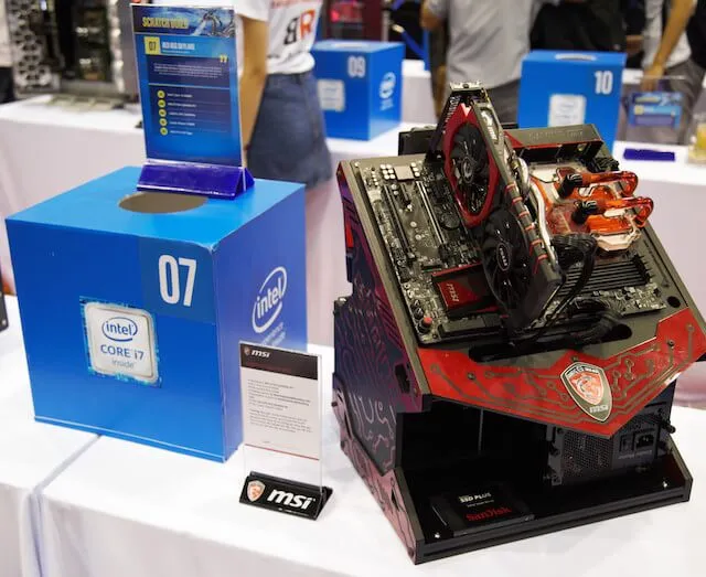 PC "độ" tại sự kiện Intel PC Extreme
