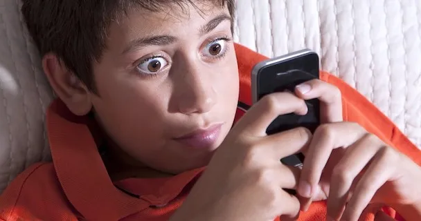 Thủ thuật giúp trẻ tránh xa các trang web ‘người lớn’ ảnh 1