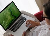 5 việc cần làm khi mua smartphone và laptop mới ảnh 1 Cách khóa và mở khóa máy tính bằng smartphone