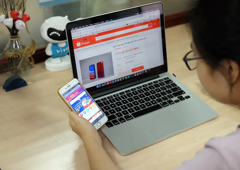 Mua hàng giá rẻ trong ngày Black Friday coi chừng mất tiền