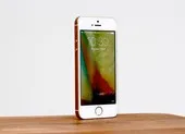 iPhone SE bất ngờ giảm giá chỉ còn 2,5 triệu đồng
