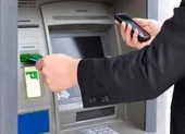 Cách khóa thẻ ATM bằng tin nhắn và ứng dụng
