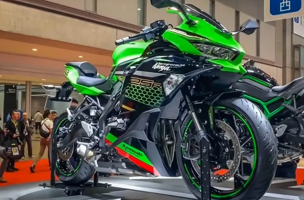 Kawasaki Ninja ZX-25R 2020 gây thất vọng về tốc độ | Báo