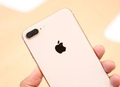 3 mẫu điện thoại 5G có giá rẻ nhất hiện nay ảnh 2 iPhone 8 Plus 64 GB giá chỉ còn 7,39 triệu đồng