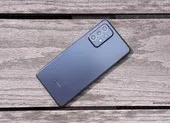 Hé lộ 3 mẫu điện thoại bán chạy nhất phân khúc tầm trung ảnh 5 Samsung loại bỏ cục sạc đối với các mẫu smartphone bình dân?