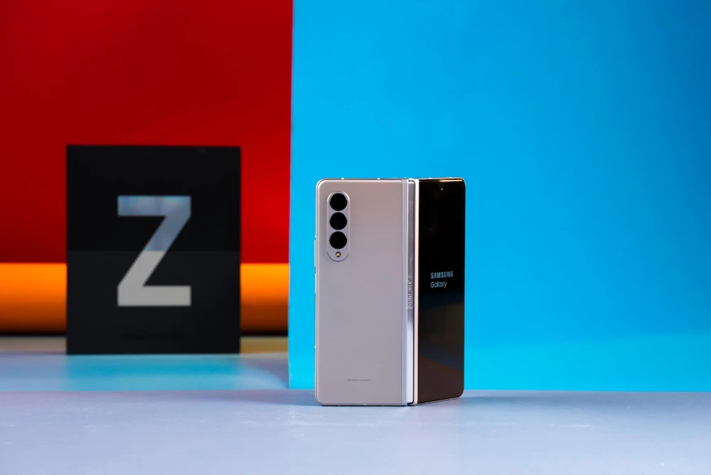 galaxy-z-fold3 galaxy-z-fold3