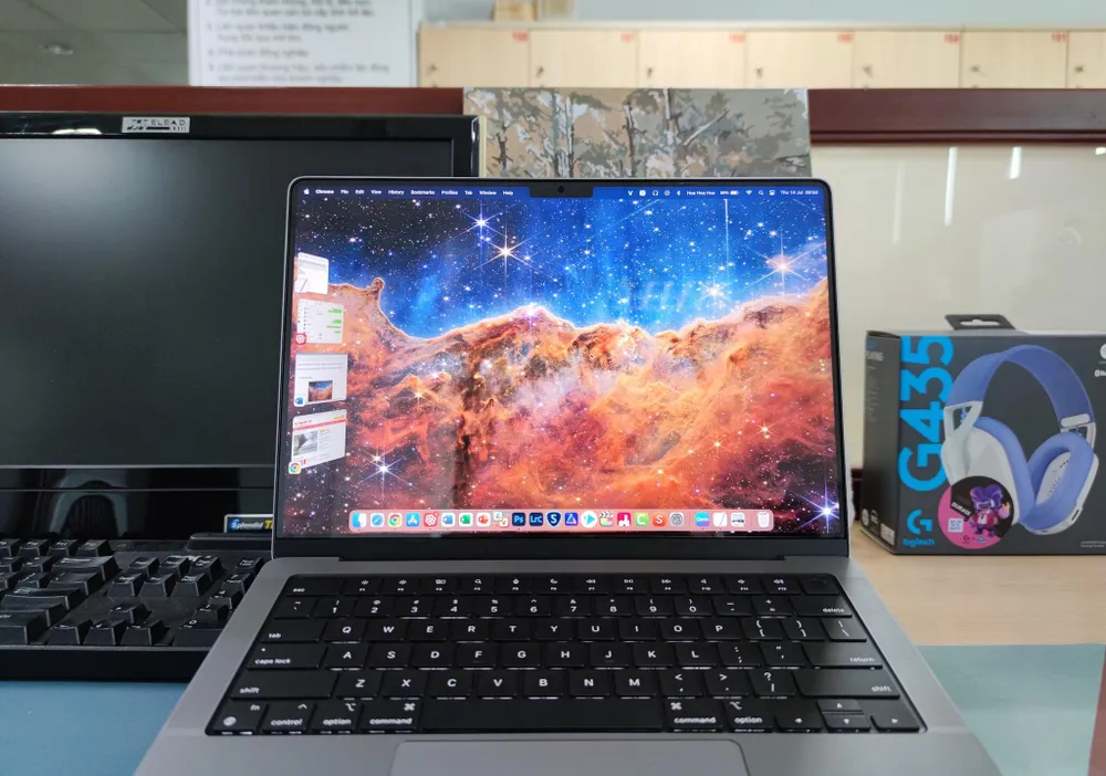 Hình ảnh không gian sắc nét rất thích hợp để làm hình nền. Ảnh: TIỂU MINH