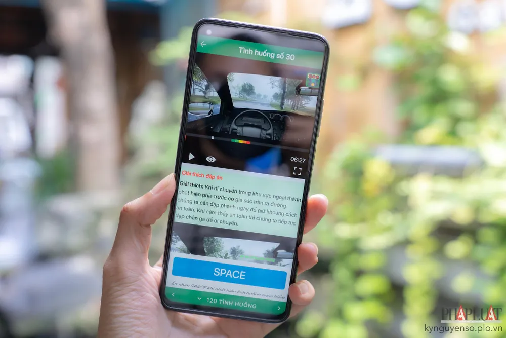 thi-mo-phong-lai-xe-tren-dien-thoai thi-mo-phong-lai-xe-tren-dien-thoai