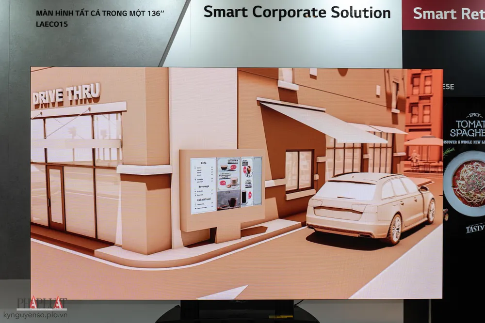 man-hinh-lg-136-inch man-hinh-lg-136-inch