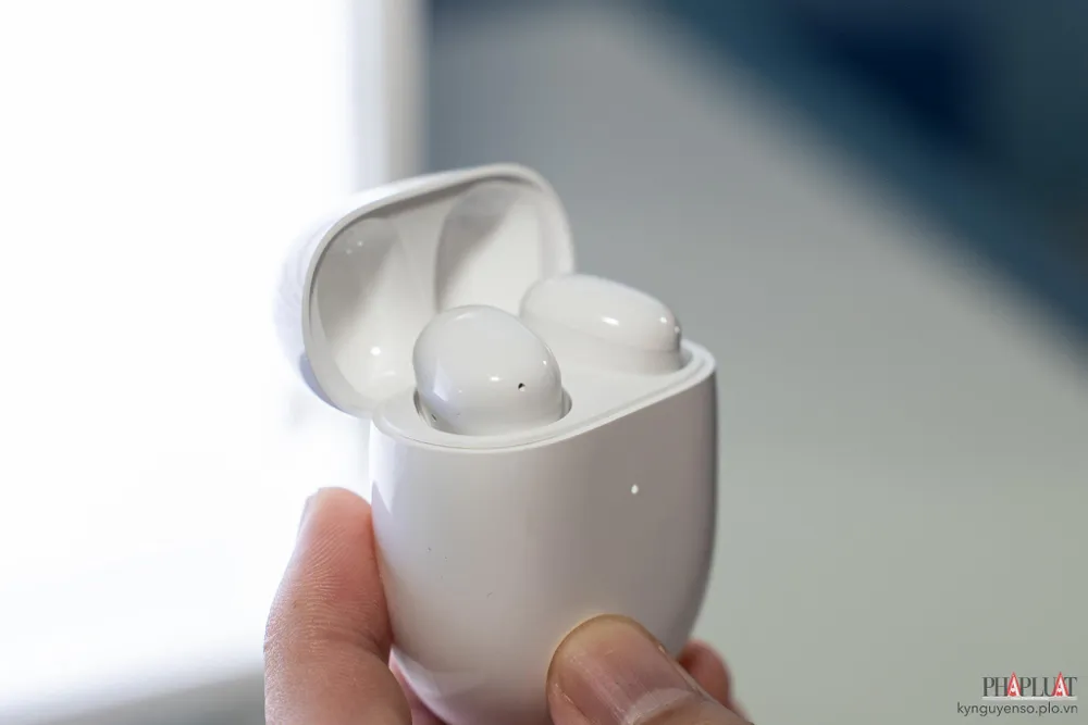 Redmi Buds 4. Ảnh: TIỂU MINH