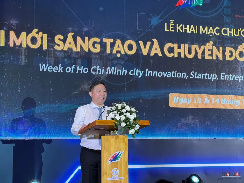 Ông Dương Anh Đức - Phó Chủ tịch UBND TP.HCM phát biểu khai mạc tại sự kiện. Ảnh: TIỂU MINH