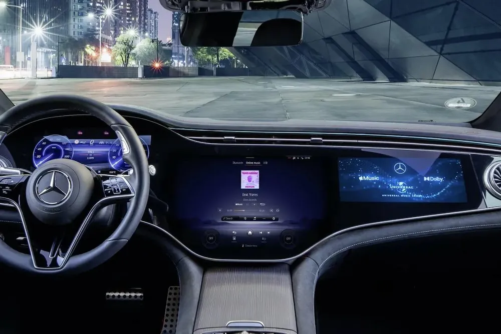 Mercedes-Benz Mercedes-Benz