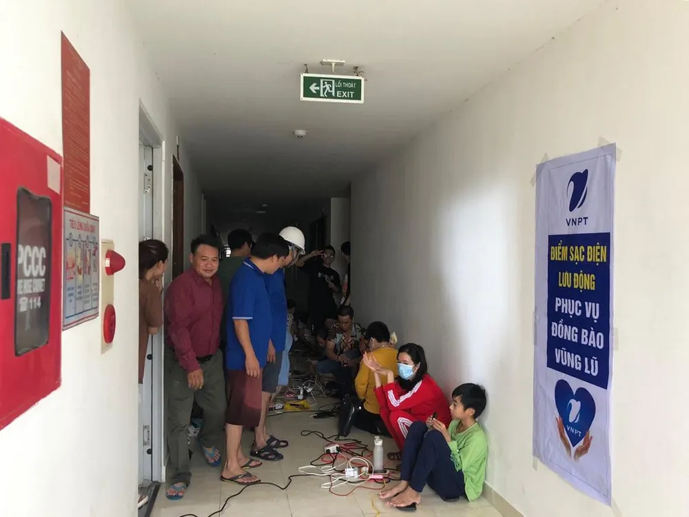 sac-dien-thoai-mien-phi sạc điện thoại miễn phí