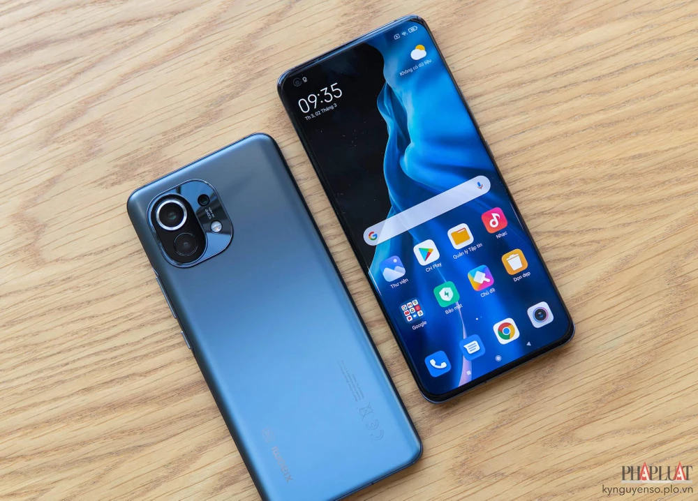 Các thiết bị Android thường được cài rất nhiều bloatware. Ảnh: TIỂU MINH