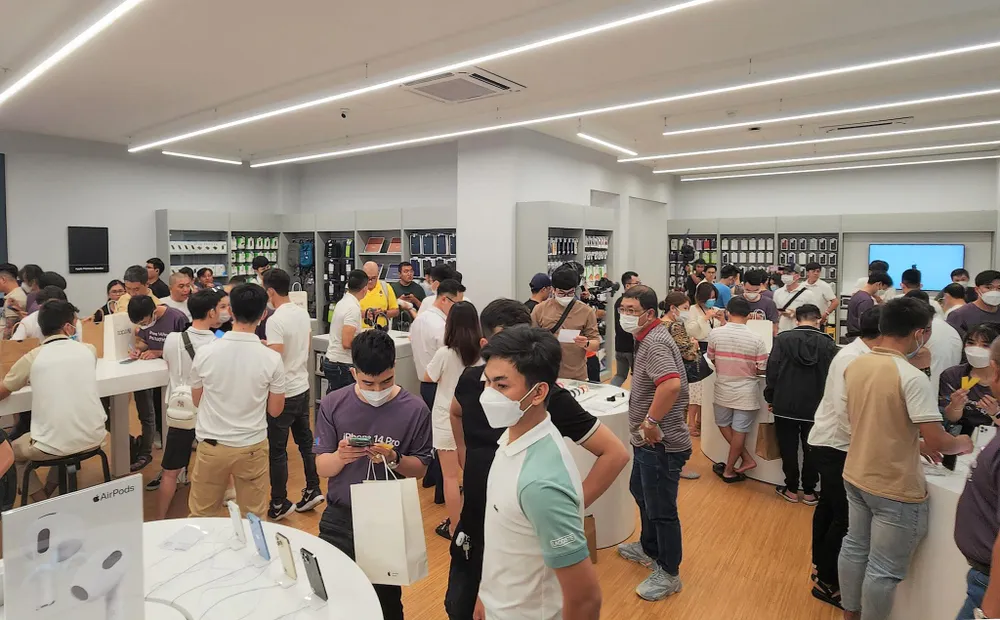 Với nhiều chương trình khuyến mãi, nhu cầu mua sắm cuối năm vẫn sẽ tăng cao.