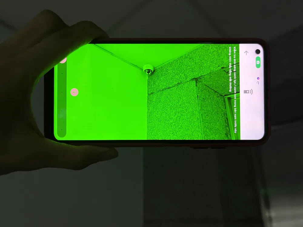 Cách sử dụng điện thoại để phát hiện camera quay lén. Ảnh: MINH HOÀNG