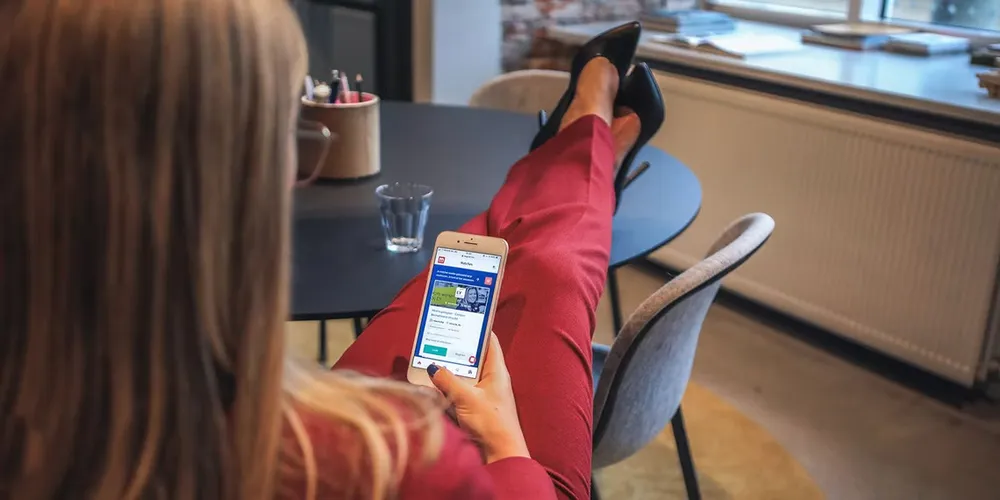 nghiện điện thoại thông minh